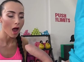 Fitness rooms sexy sweaty young gym girl with abs pov blowjob and fucking